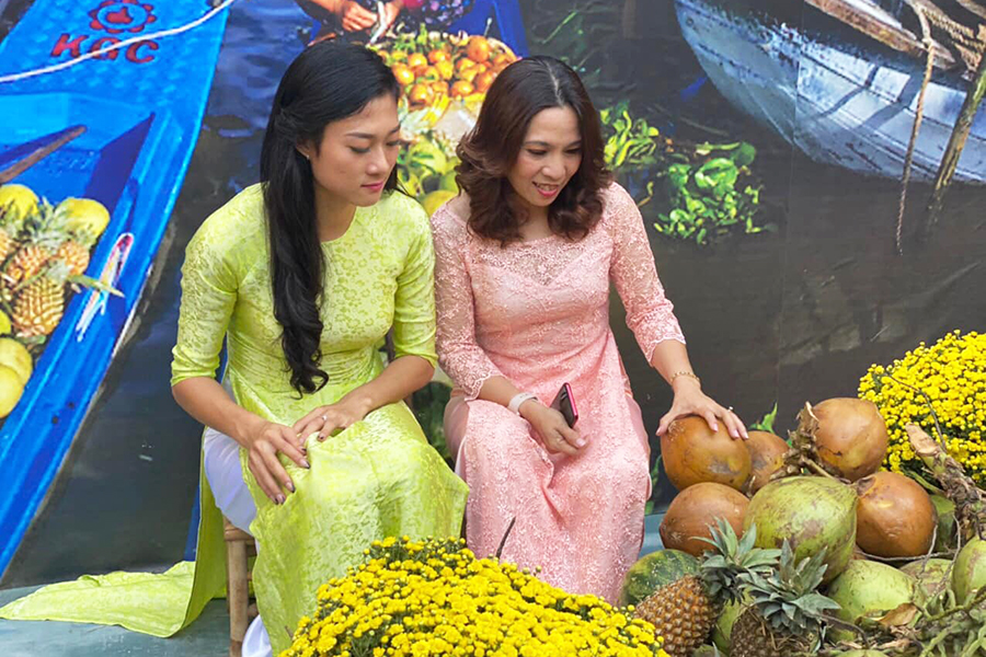 Muôn màu cách đón Tết Canh Tý 2020 của những người đẹp điền kinh Việt Nam Muôn màu cách đón Tết Canh Tý 2020 của những người đẹp điền kinh Việt Nam