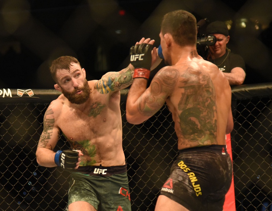 KẾT QUẢ UFC Raleigh: Dao cạo Curtis Blaydes knockout Junior Dos Santos