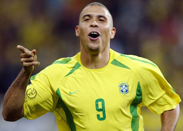 Ronaldinho dự đoán sao trẻ Arsenal sẽ trở thành Ronaldo mới Ronaldinho dự đoán sao trẻ Arsenal sẽ trở thành Ronaldo mới