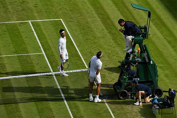 Rafael Nadal mê tín như thế nào? Rafael Nadal mê tín như thế nào?