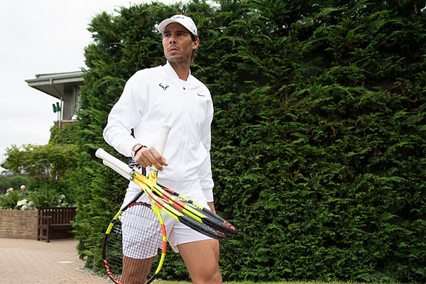 Rafael Nadal mê tín như thế nào? Rafael Nadal mê tín như thế nào?