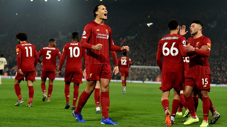 Liverpool có 10 cầu thủ chưa từng thua ở Ngoại hạng Anh tại Anfield