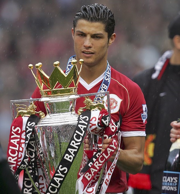 Liverpool bỏ lỡ mua Ronaldo theo cách khó tin trước khi gia nhập MU Liverpool bỏ lỡ mua Ronaldo theo cách khó tin trước khi gia nhập MU