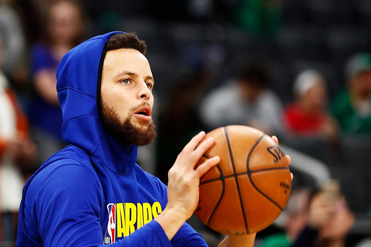 Stephen Curry đang hồi phục cực tốt, dự kiến trở lại trong thời gian tới
