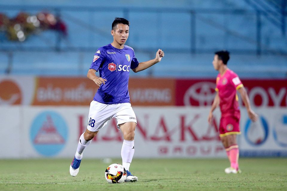 Muangthong United ngỏ ý chiêu mộ, Hùng Dũng sắp sang Thái Lan?