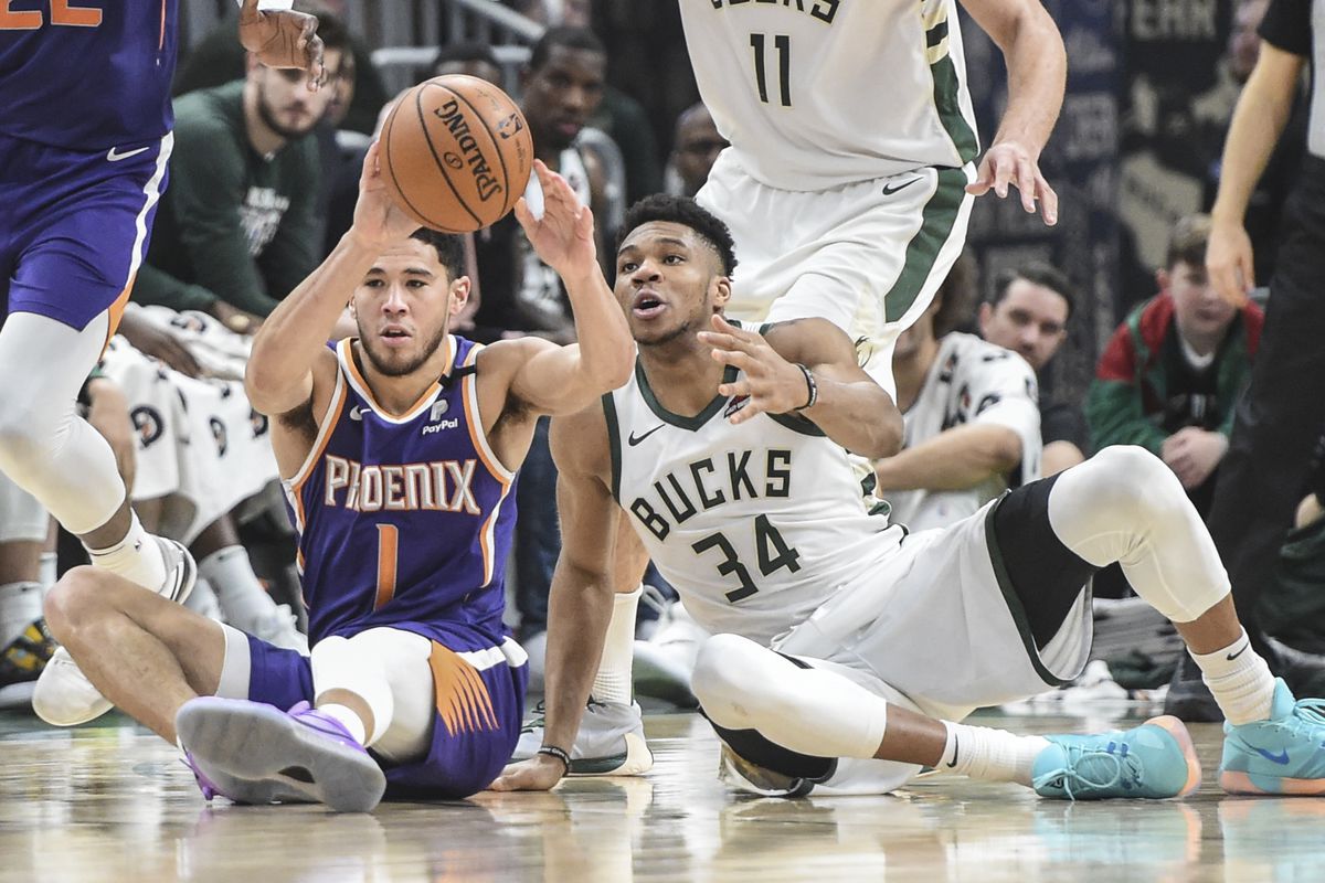 Thi đấu không thật sự tốt, Bucks vẫn dễ dàng hạ gục Suns trên sân nhà
