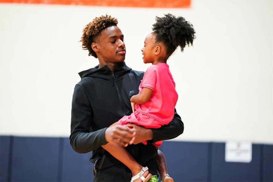 Số áo LeBron James chọn tại All-Star sẽ tôn vinh Girl Dad và Gianna Bryant Số áo LeBron James chọn tại All-Star sẽ tôn vinh Girl Dad và Gianna Bryant
