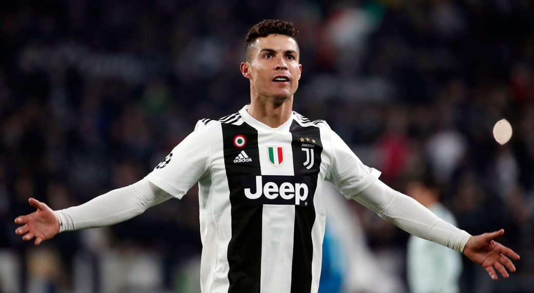 Juventus chốt danh sách đá knock-out Cúp C1: Đầu tàu Ronaldo