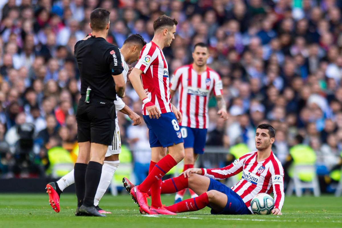 Đối thủ của Barca và Real Madrid tiêu tốn 300 triệu bảng cho hàng công cùn
