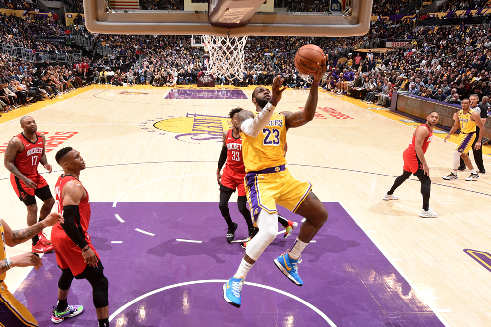 Kết quả NBA ngày 7/2: Philadelphia 76ers chìm sâu, Lakers gục ngã trên sân nhà