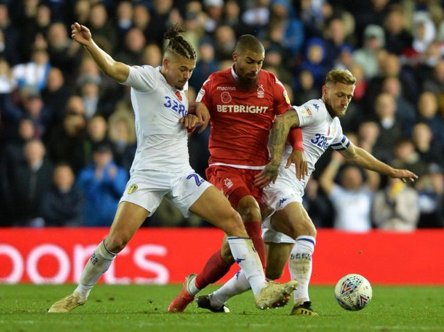 Soi kèo Nottingham Forest vs Leeds United 00h30, 09/02 (Hạng nhất Anh 2019/20)