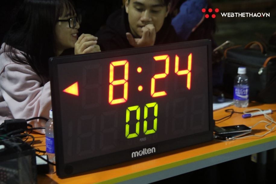 Hanoi Sisters Cup dừng bóng 8 và 24 giây tưởng niệm Kobe Bryant