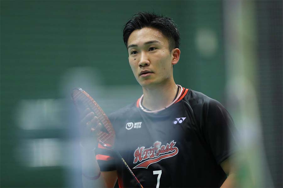 Đáng thương số 1 thế giới Kento Momota: Lại hỏng Olympic do nhìn không rõ?