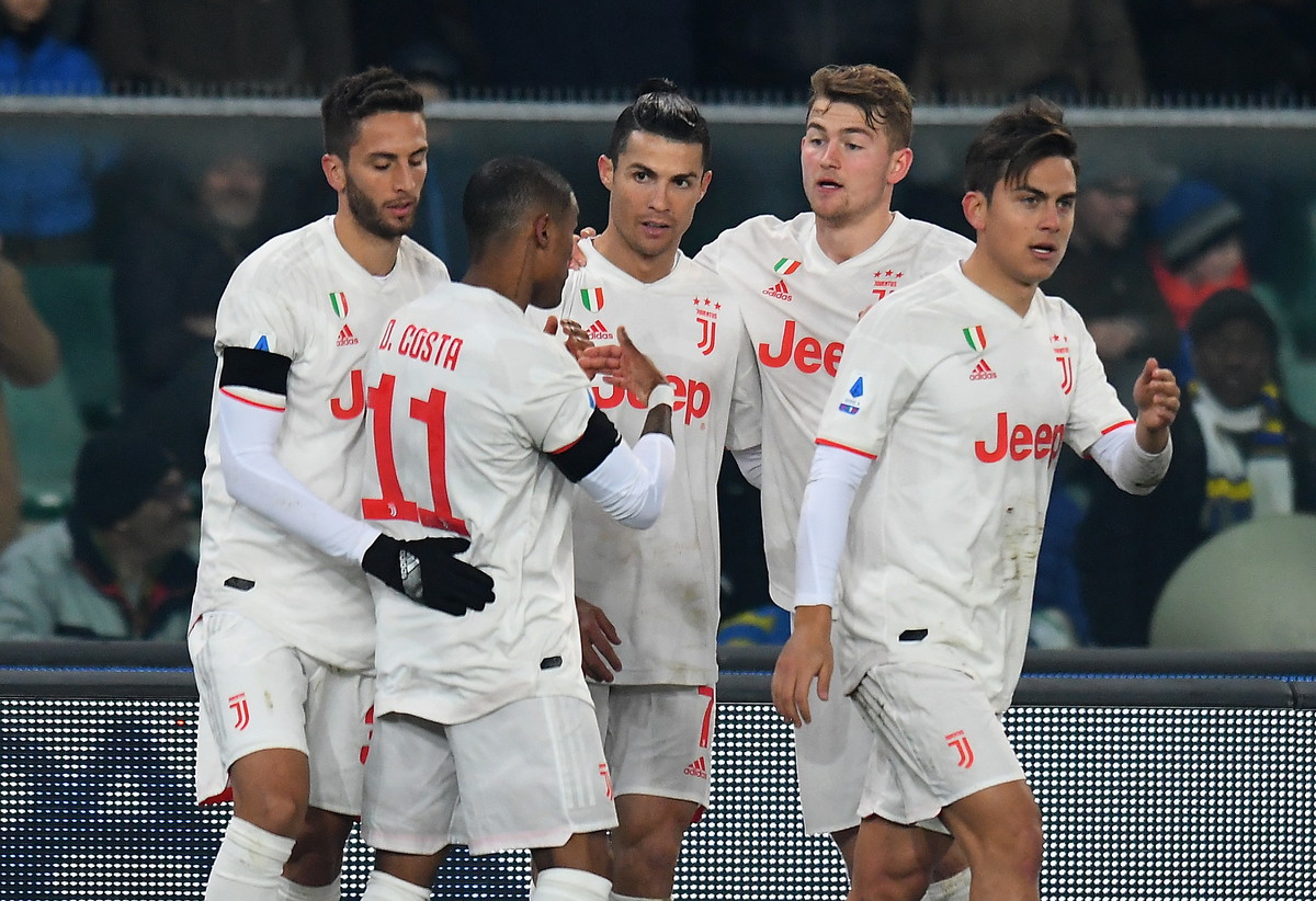 Ronaldo chỉ còn cách kỷ lục vĩ đại nhất Serie A 1 trận