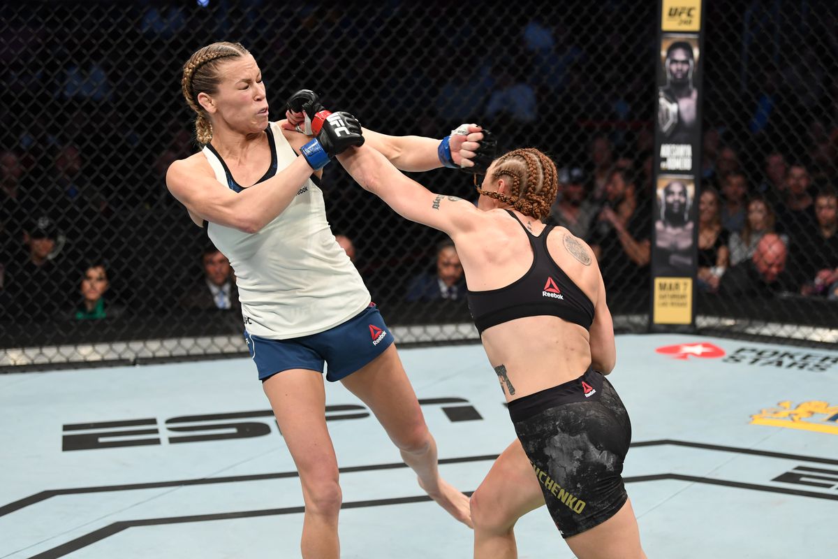 Valentina Shevchenko hủy diệt đối thủ ở UFC 247