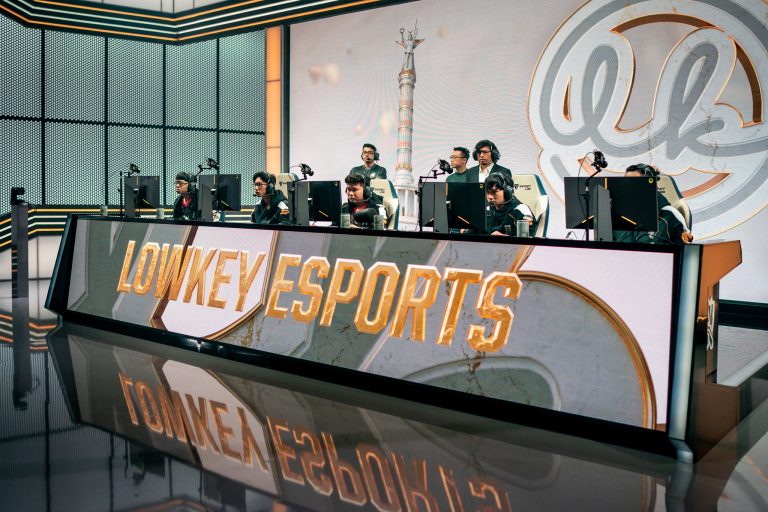 Team Secret chuẩn bị ra mắt team LMHT mới, mua lại Lowkey Esports?