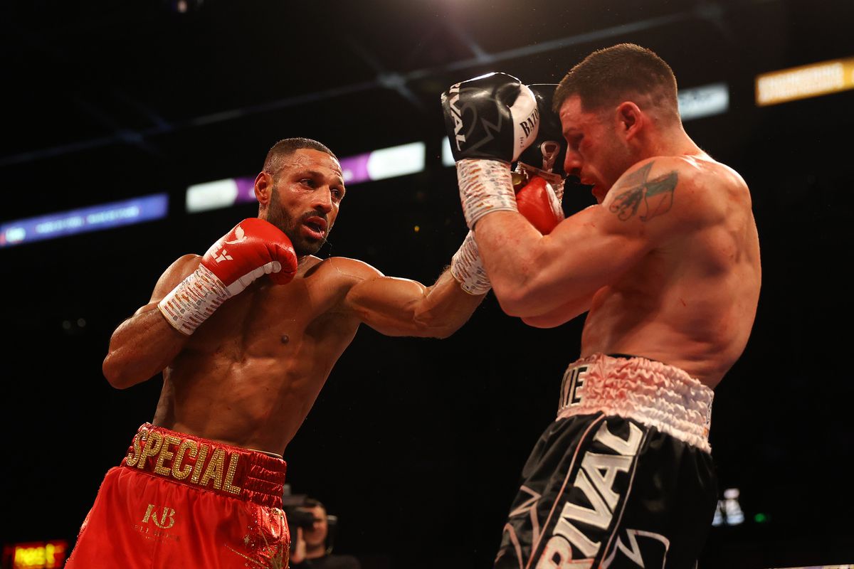 Cựu vô địch Kell Brook tái xuất ấn tượng bằng trận thắng knockout