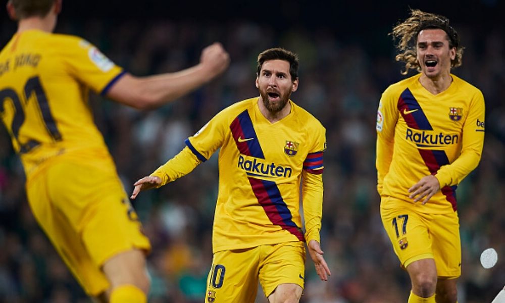 Messi gây choáng váng với hat-trick kiến tạo siêu đẳng cho Barca