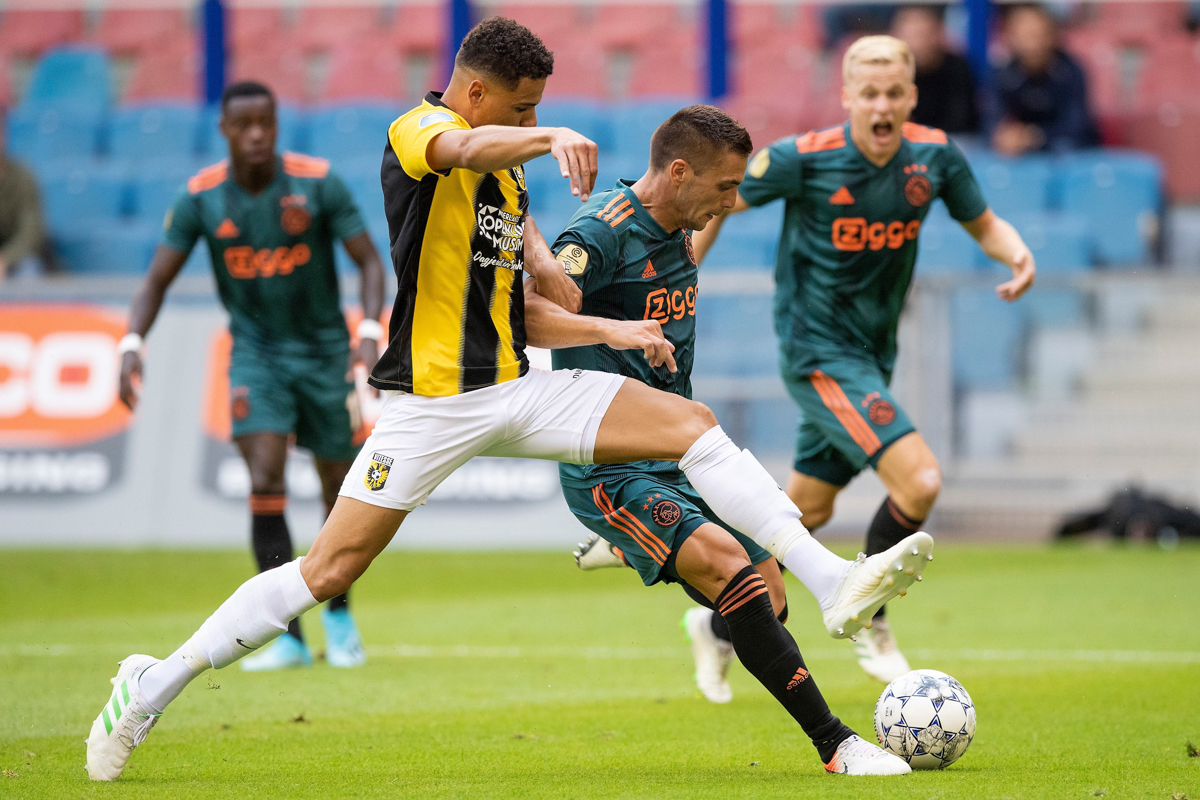 Soi kèo Vitesse Arnhem vs Ajax Amsterdam, 02h45 ngày 13/02 (Cúp Quốc gia Hà Lan)