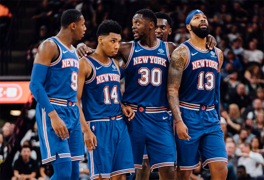 Forbes công bố 5 đội bóng giá trị nhất NBA: Ông vua quen thuộc và Toronto Raptors Forbes công bố 5 đội bóng giá trị nhất NBA: Ông vua quen thuộc và Toronto Raptors