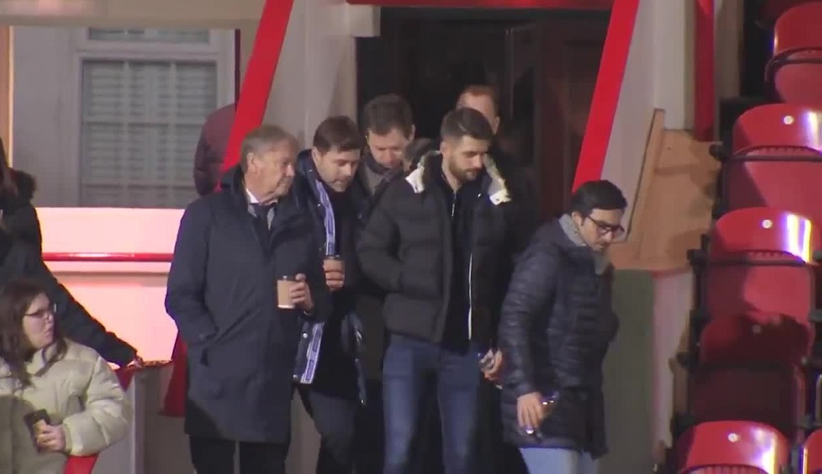 CĐV MU phấn khích khi Pochettino gặp cố vấn của Ed Woodward