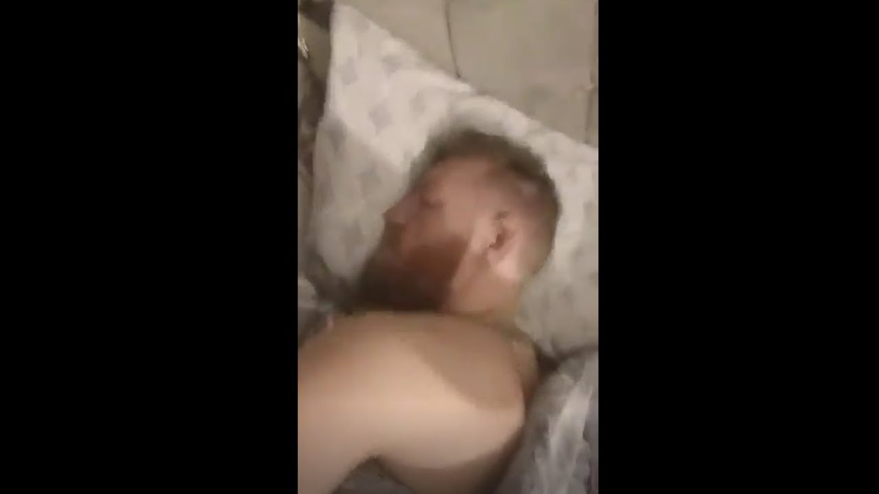 Có phải Conor McGregor lộ cảnh nhạy cảm?