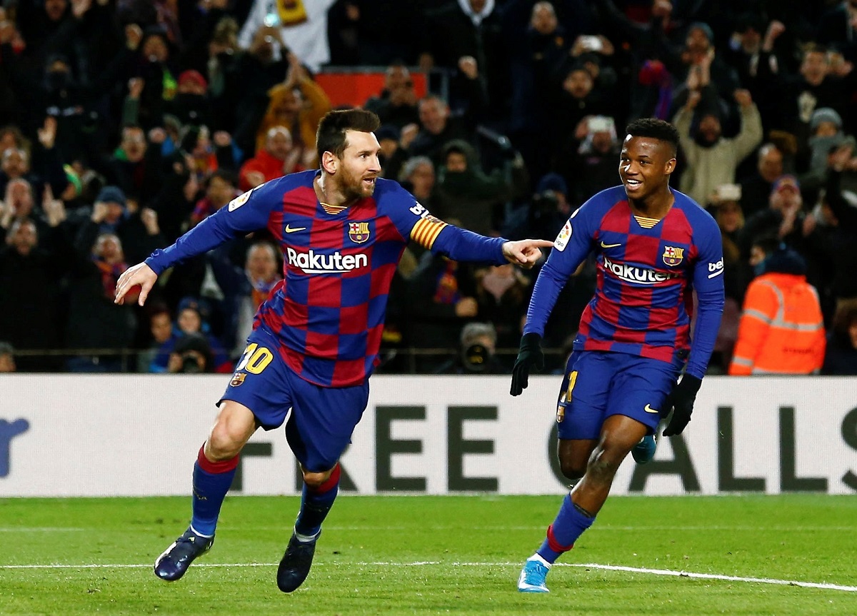 Messi được HLV mới của Barca thử nghiệm 2 vị trí trong 3 sơ đồ