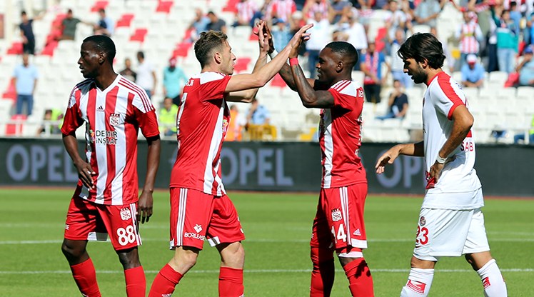 Nhận định Sivasspor vs Antalyaspor 23h15, 13/02 (Cúp QG Thổ Nhĩ Kỳ)