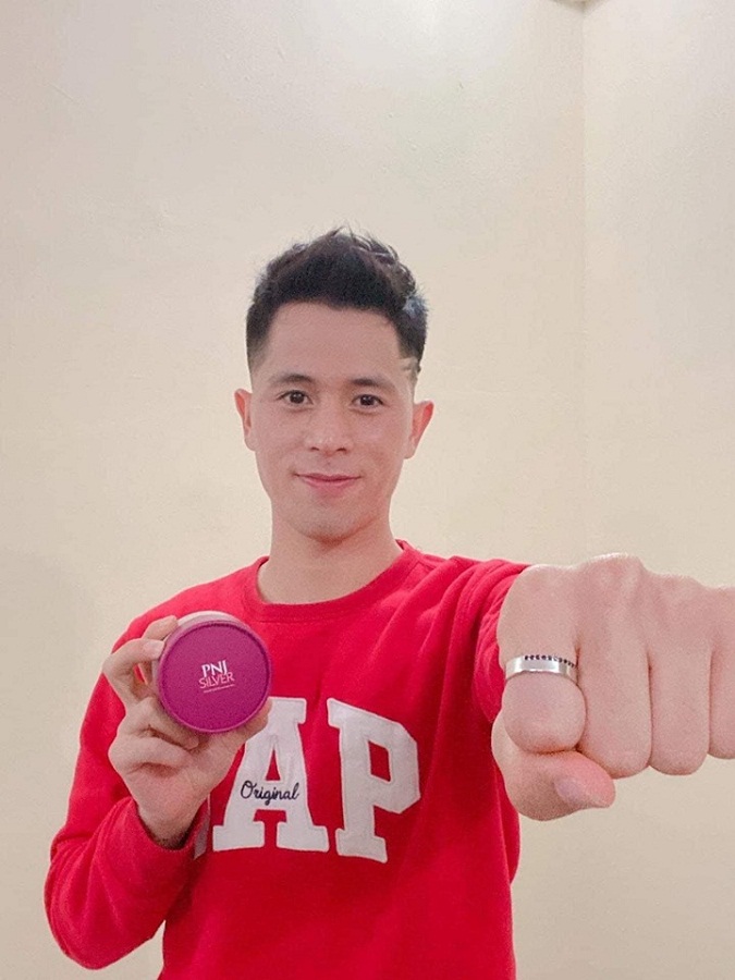 Các cầu thủ Việt thể hiện tình cảm thế nào trong ngày Valentine?