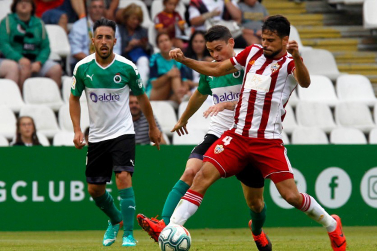 Nhận định Racing Santander vs Sporting Gijon, 0h15 ngày 17/02 (Segunda Division)