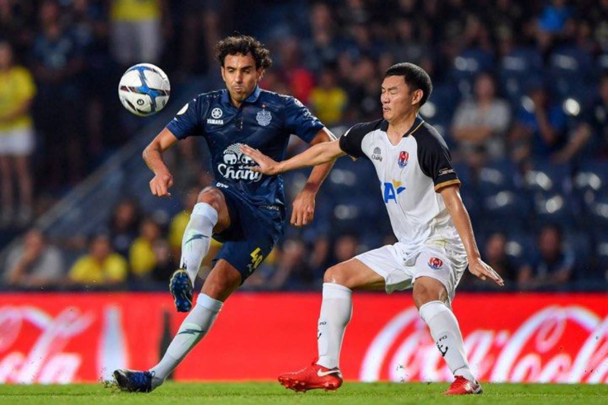 Trực tiếp Police Tero vs Buriram United: Khách có quà