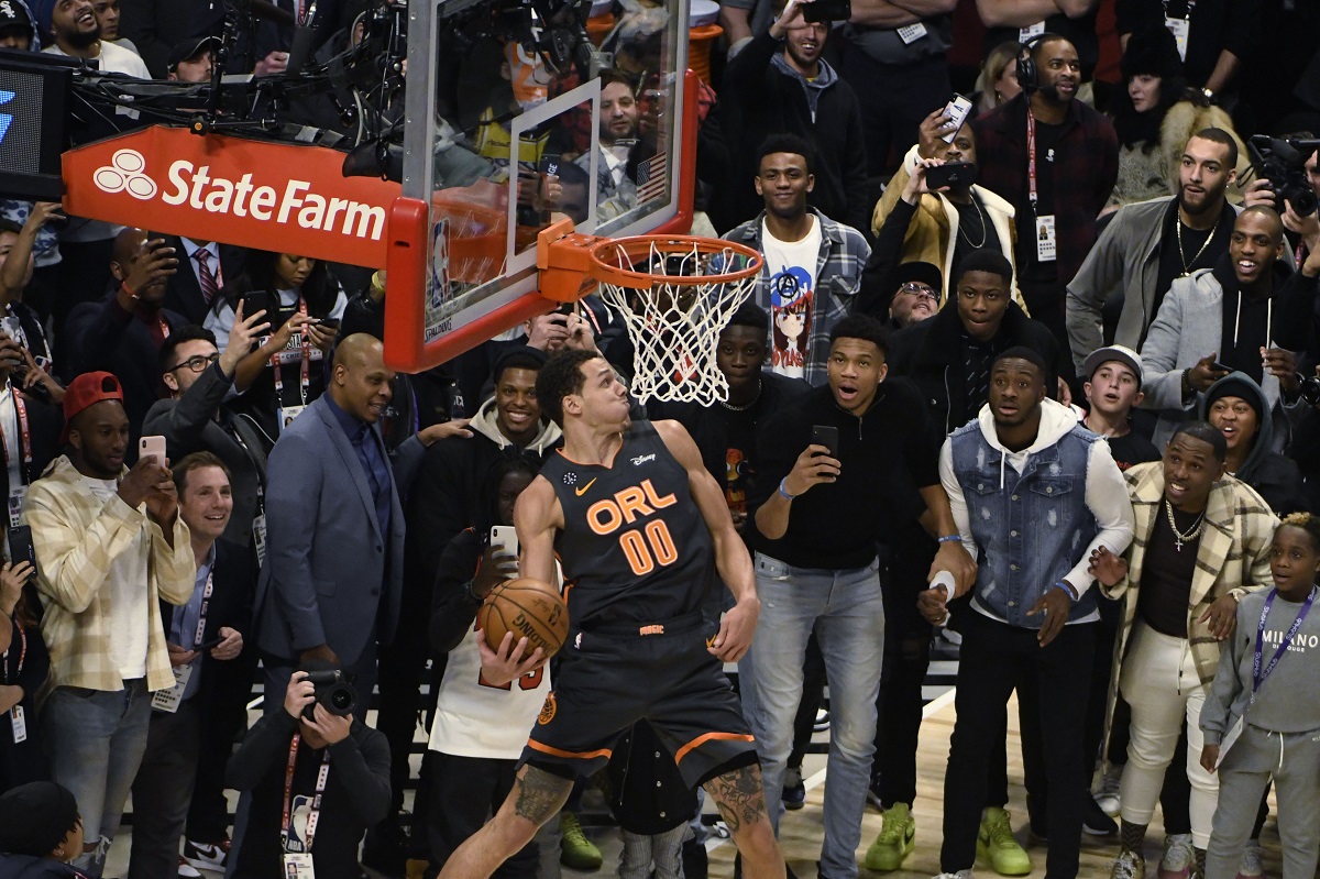 Hàng loạt sao NBA lên tiếng phẫn nộ cách cho điểm tại Slam Dunk Contest
