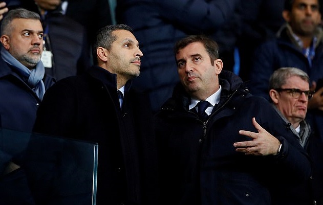 Man City họp khẩn với các ngôi sao để giải quyết khủng hoảng
