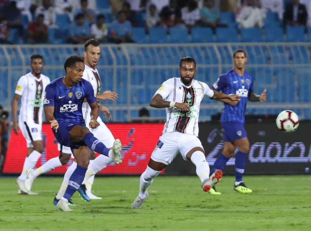 Trực tiếp Al Ahli vs Al Hilal: Khách lấn chủ