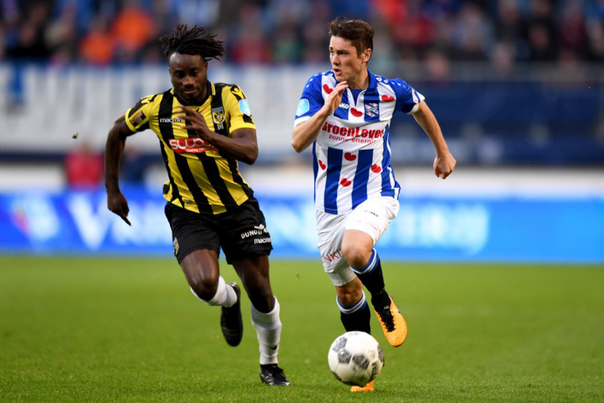 Kết quả Vitesse vs Heerenveen (4-2): Đội bóng của Văn Hậu trắng tay