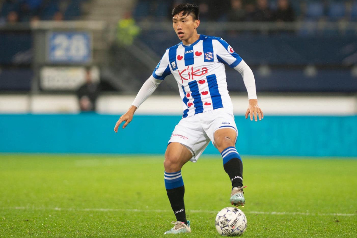 Không nản chí, Đoàn Văn Hậu ở lại Heerenveen cạnh tranh suất đá chính