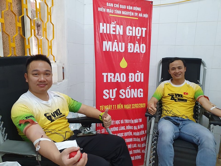 Các chân chạy thủ đô náo nức hiến máu trong mùa dịch Covid-19