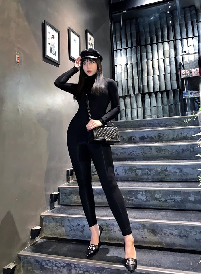 “Hot girl fitness” mê hàng hiệu chia sẻ bí quyết giảm cân giữ dáng thần tốc sau sinh “Hot girl fitness” mê hàng hiệu chia sẻ bí quyết giảm cân giữ dáng thần tốc sau sinh