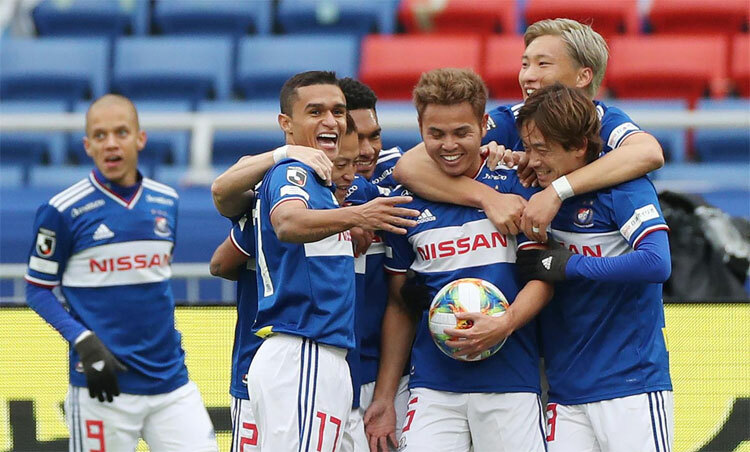 Hậu vệ Thái Lan kiến tạo giúp đội nhà thắng đậm ở AFC Champions League