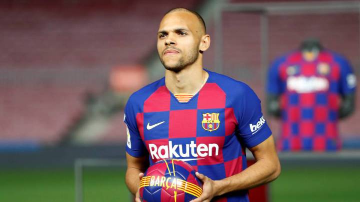 Barca bị chỉ trích vì mua tiền đạo 18 triệu euro làm xáo trộn La Liga