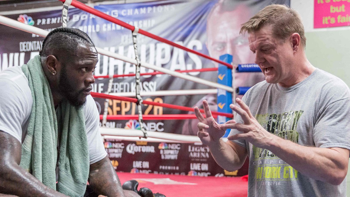 Jay Deas: "Huấn luyện cho Deontay Wilder là một cực hình"