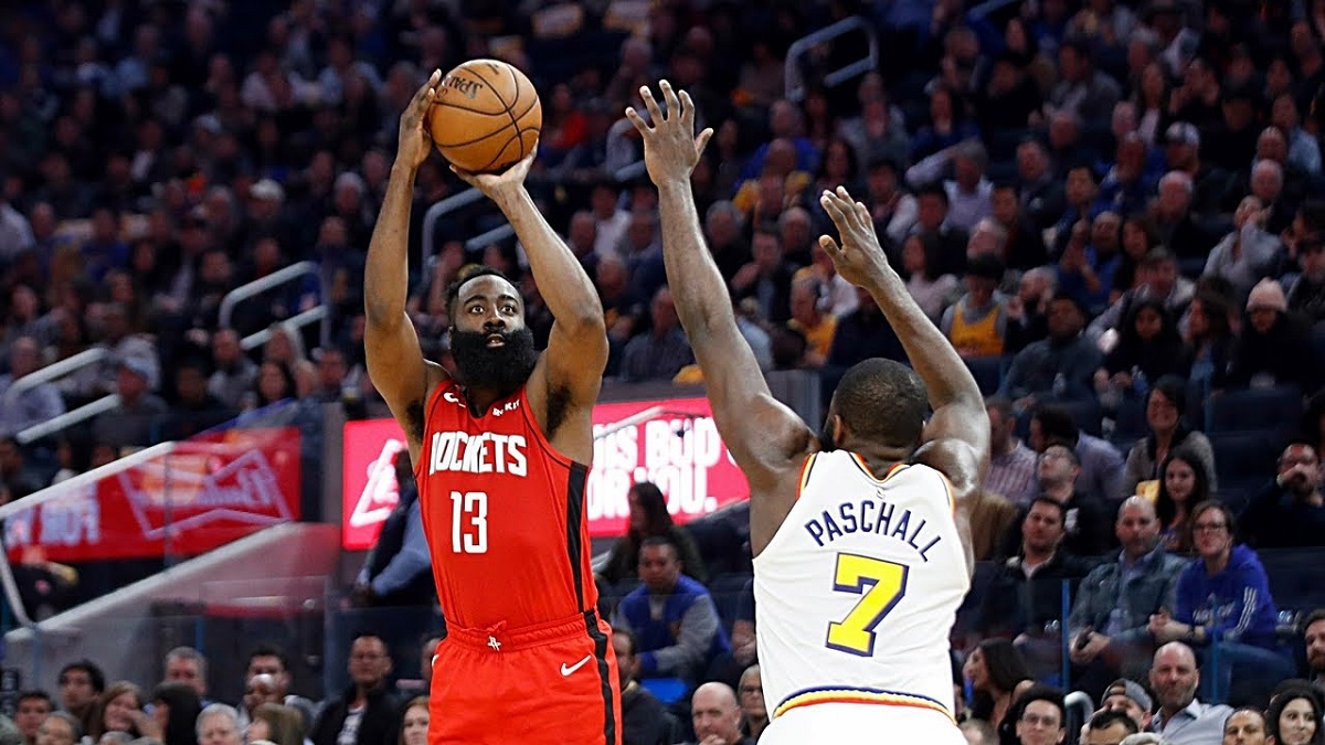 Không chút cơ hội, Warriors thảm bại ngay trên sân nhà trước Rockets