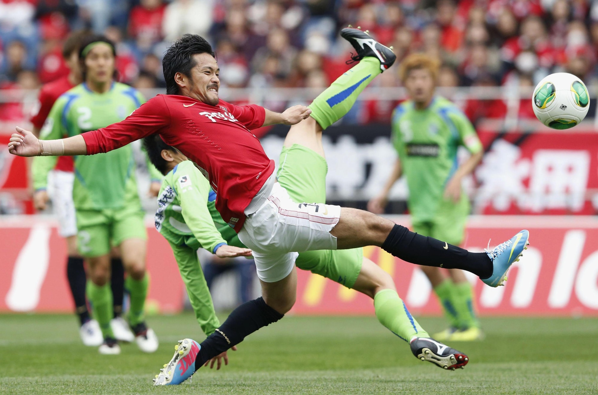 Trực tiếp Shonan Bellmare vs Urawa Reds: Gục ngã tại Shonan BMW