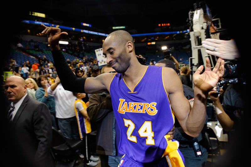 Phi công chở Kobe Bryant từng vi phạm Luật Hàng không