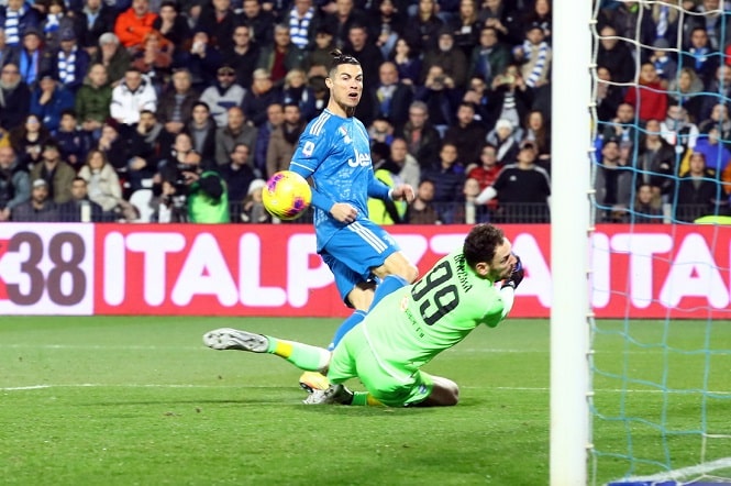Ronaldo làm nên lịch sử với kỷ lục ghi bàn liên tiếp cho Juventus Ronaldo làm nên lịch sử với kỷ lục ghi bàn liên tiếp cho Juventus