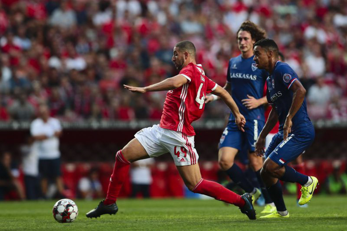 Soi kèo Gil Vicente vs Benfica, 02h30 ngày 25/02 (VĐQG Bồ Đào Nha)