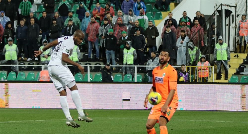 Soi kèo Kasimpasa vs Denizlispor 00h00, 25/02 (VĐQG Thổ Nhĩ Kỳ)