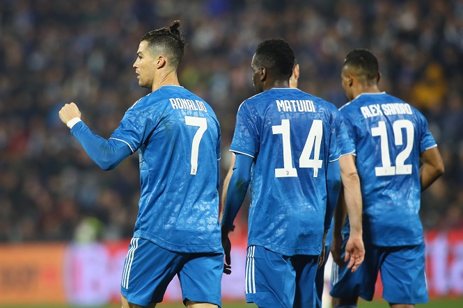 Batistuta đùa vui về kỷ lục ghi bàn liên tiếp của Ronaldo Batistuta đùa vui về kỷ lục ghi bàn liên tiếp của Ronaldo