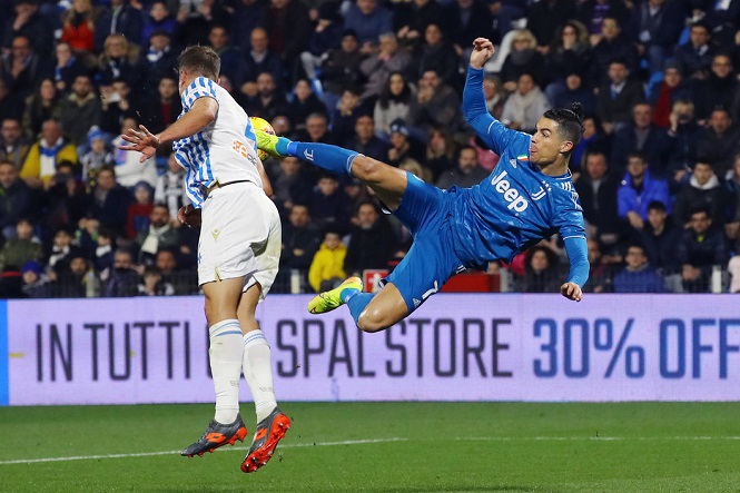 Batistuta đùa vui về kỷ lục ghi bàn liên tiếp của Ronaldo Batistuta đùa vui về kỷ lục ghi bàn liên tiếp của Ronaldo
