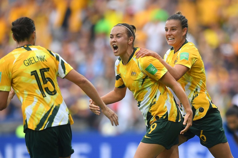 Có bàn thắng ra mắt Arsenal, tuyển thủ Australia dằn mặt ĐT nữ Việt Nam
